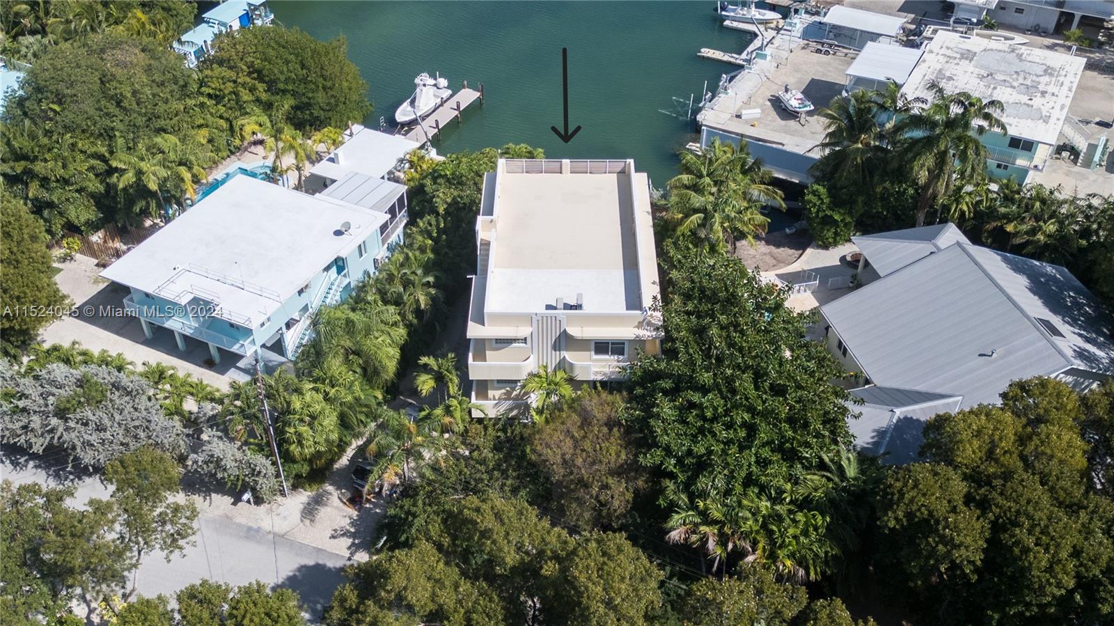 FONTAINE LAKE ESTATES - Residential