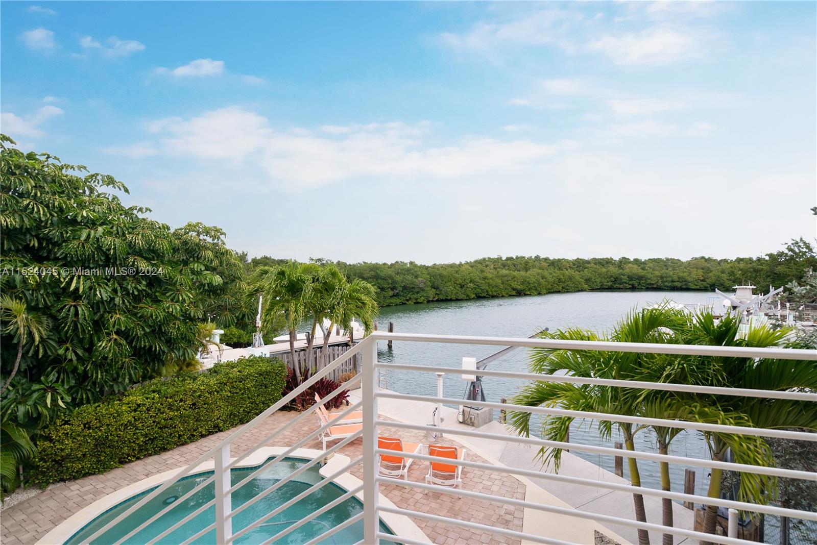 FONTAINE LAKE ESTATES - Residential