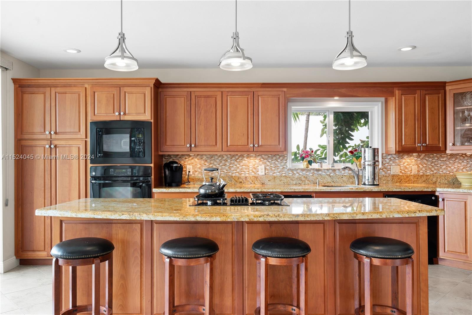 FONTAINE LAKE ESTATES - Residential