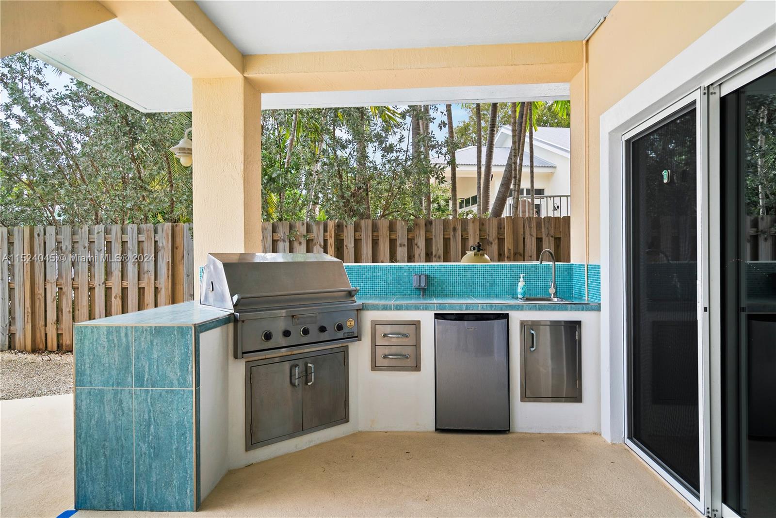 FONTAINE LAKE ESTATES - Residential