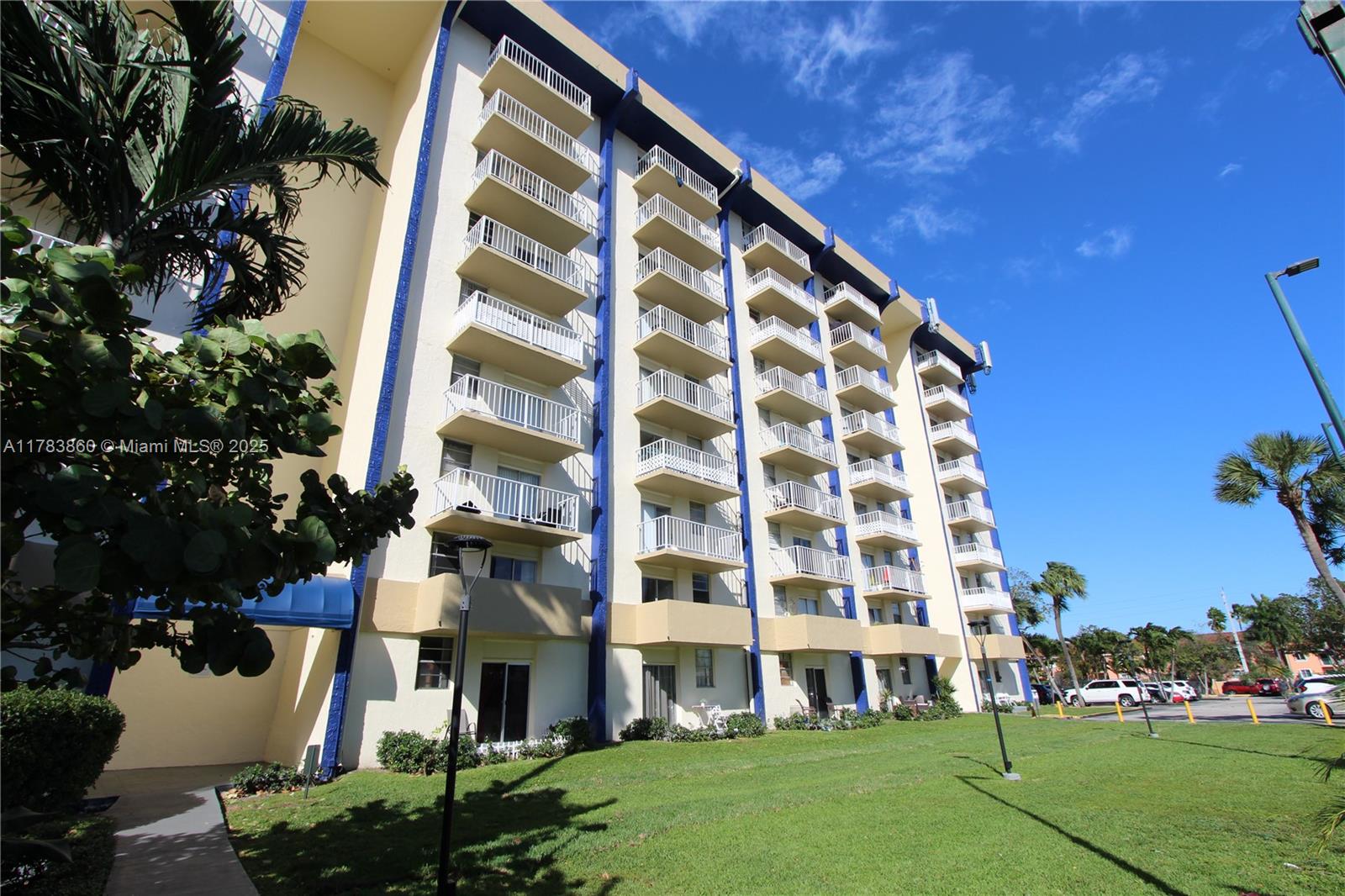 Rental Property at 4550 Nw 9th St 516E, Miami, Broward County, Florida - Bedrooms: 1 
Bathrooms: 1  - $1,800 MO.