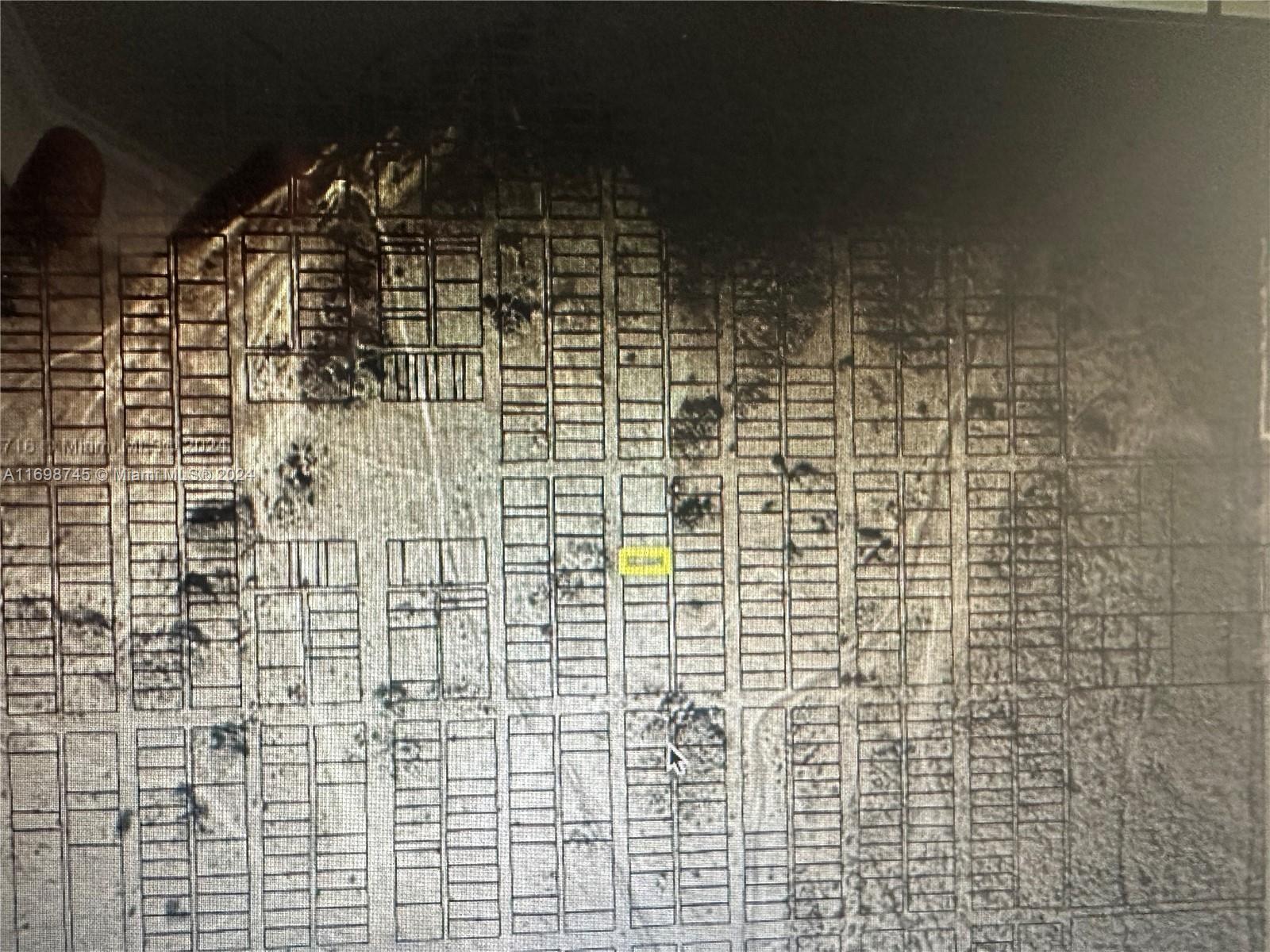 GREAT SINGLE CORNER LOT LOCATED APPROXMATELY ON 165 AVE SW AND 32 STREET ( NORTH OF BIRD ROAD). THIS LOT IS IN PROXIMITY TO DEVELOPED NEIGHBORHOODS JUST 4 BLOCKS EAST ON 157 AV, SCHOOLS, SHOPPING CENTERS,AND CHURCHES. BUYERS AND AGENTS ARE ADVISED TO CONTACT MIAMI DADE ZONING AND BLDG DEPARTMENT AND DUE YOUR OWN DUE DILIGENCE. WE HAVE ANOTHER LOT AVAILABLE FOR SALE 2 BLOCKS SOUTH.