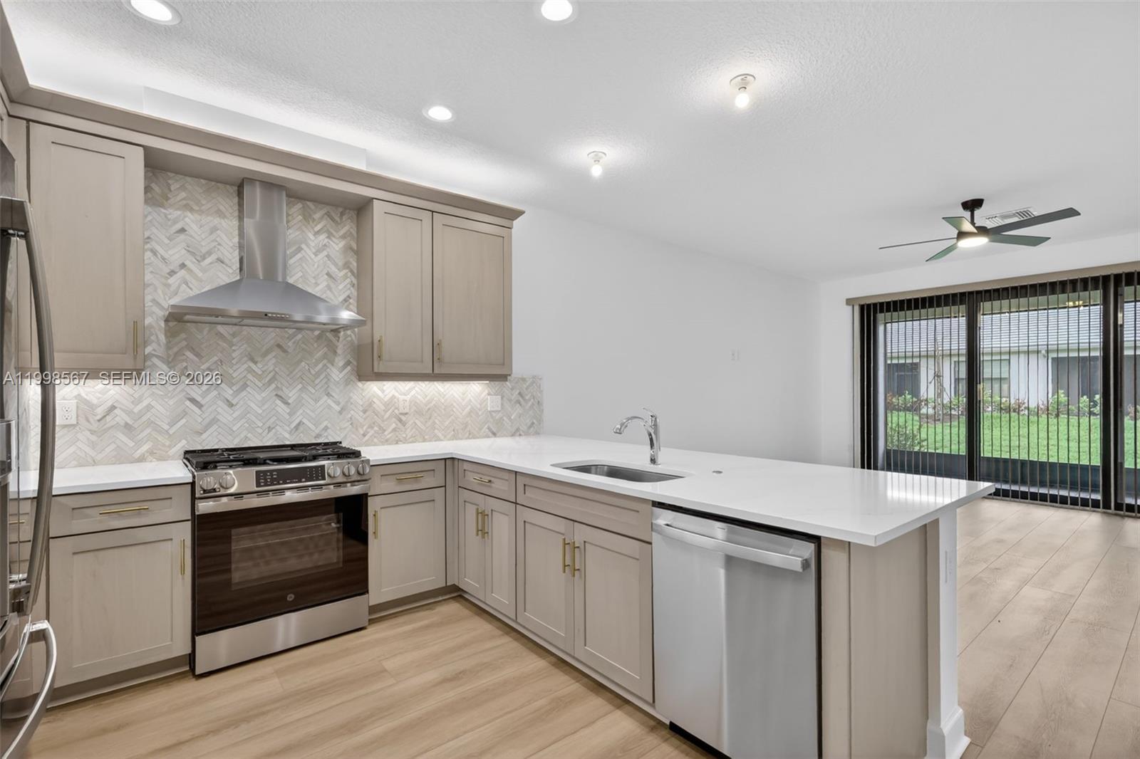 RIVERLAND PARCEL D - PLAT - Residential Lease