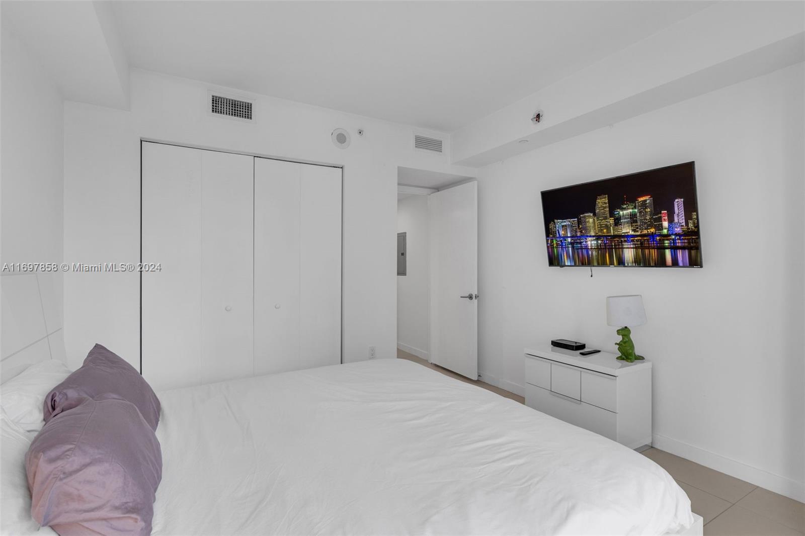 MYBRICKELL CONDO - Residential Lease