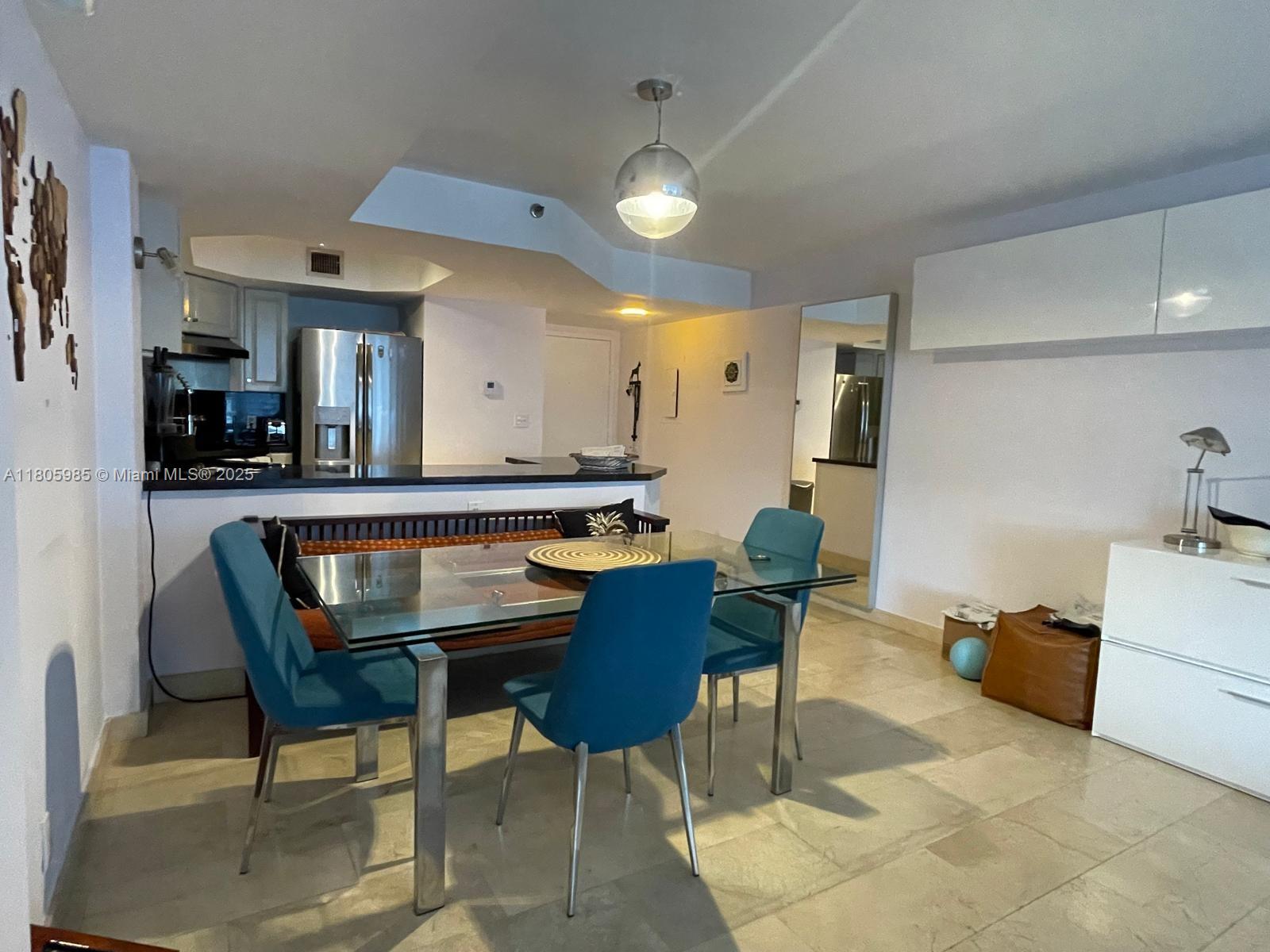 8911 Collins Ave 302