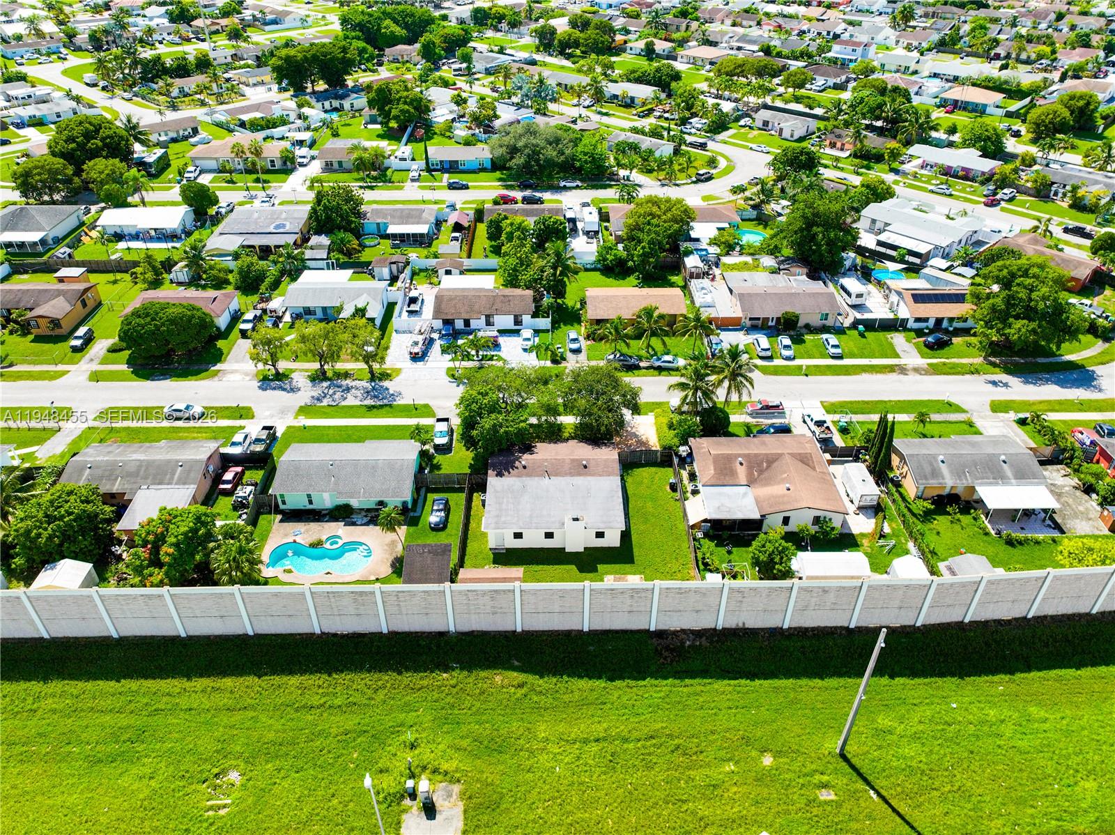 MEADOW WOOD MANOR SEC I - Residential