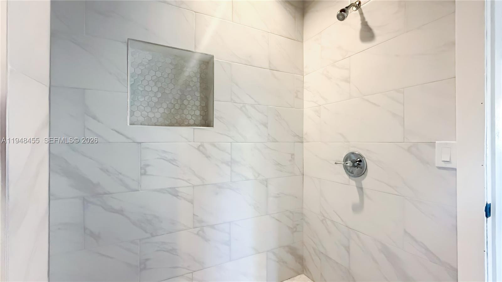 MEADOW WOOD MANOR SEC I - Residential