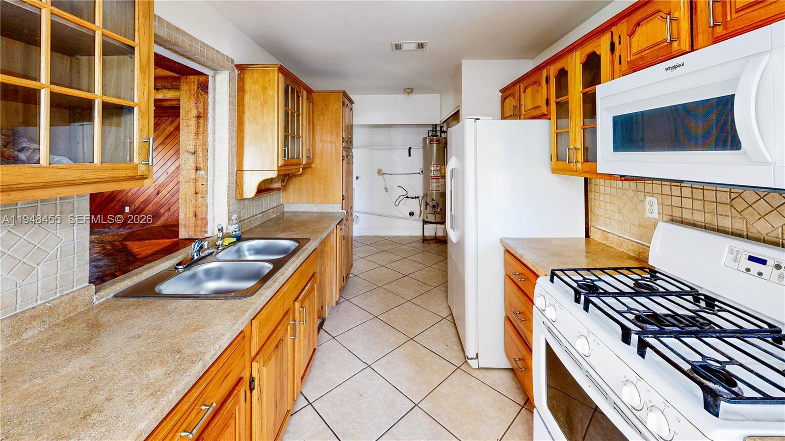 MEADOW WOOD MANOR SEC I - Residential