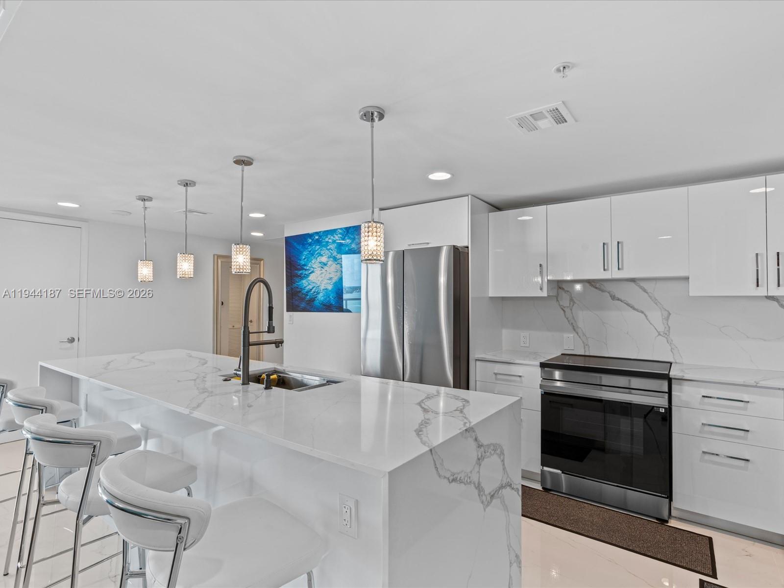 ONYX ON THE BAY CONDO - Residential