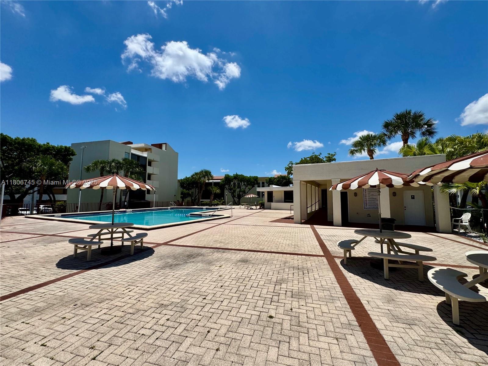 SAN MARCO CONDO - Residential