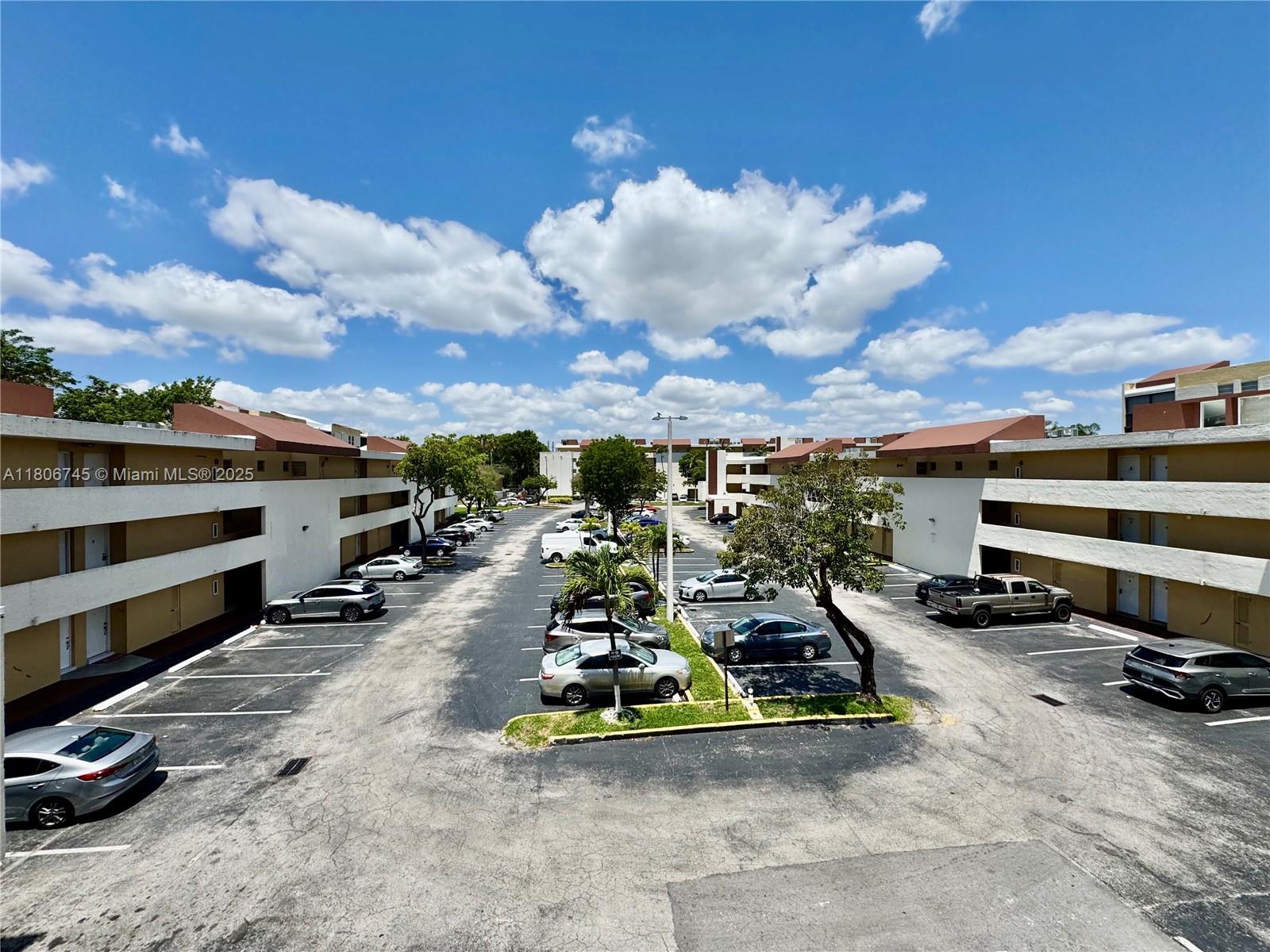 8810 Fontainebleau Blvd 318