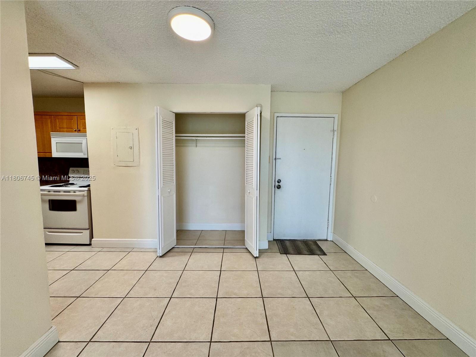 SAN MARCO CONDO - Residential