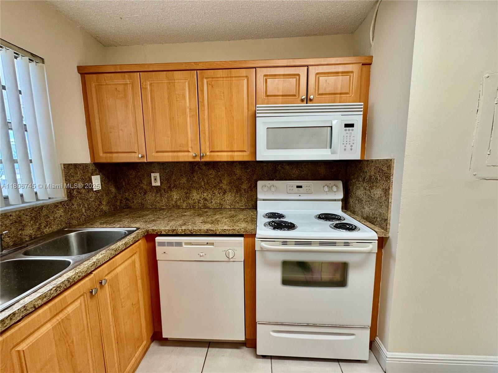 SAN MARCO CONDO - Residential