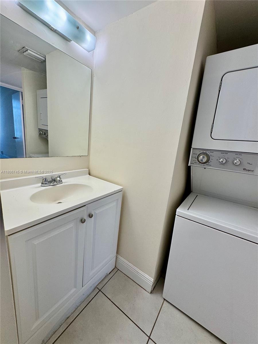 SAN MARCO CONDO - Residential