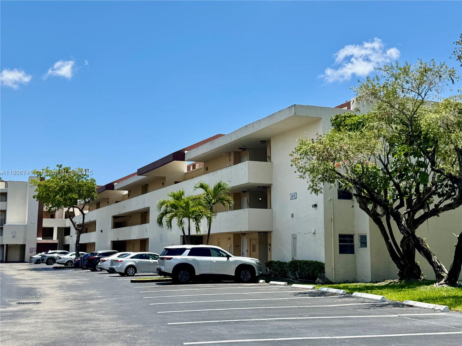 SAN MARCO CONDO - Residential