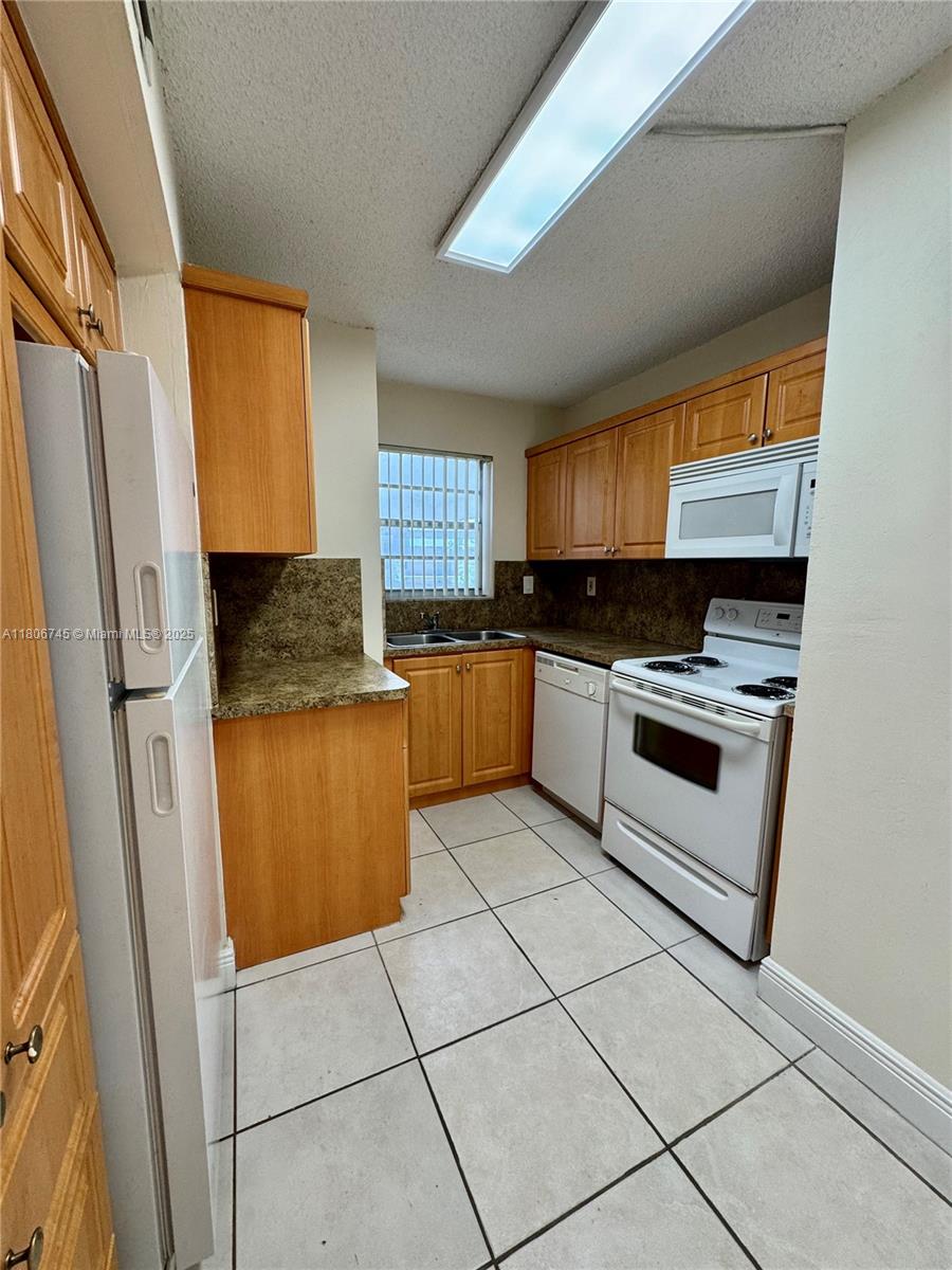 SAN MARCO CONDO - Residential