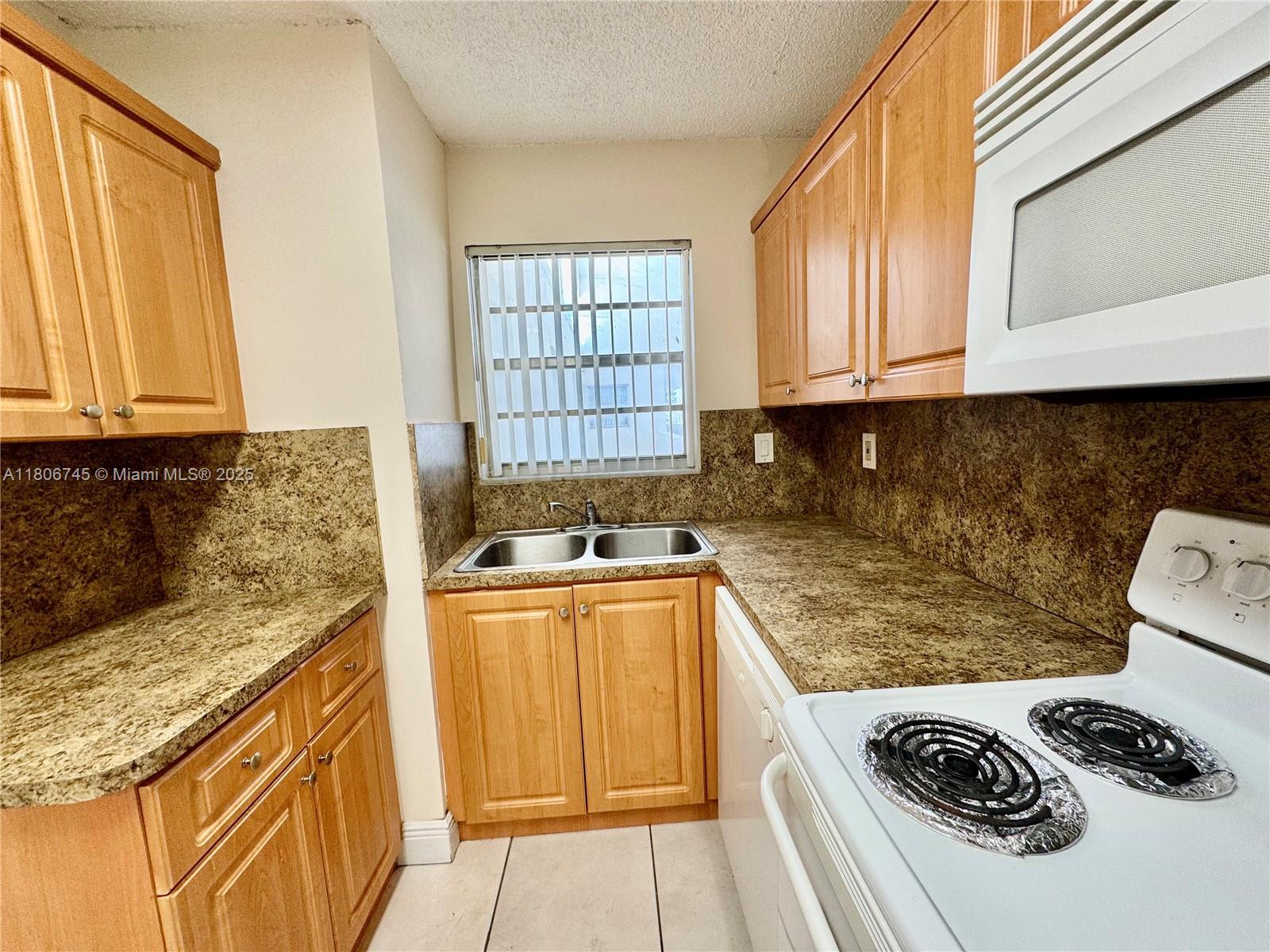 SAN MARCO CONDO - Residential