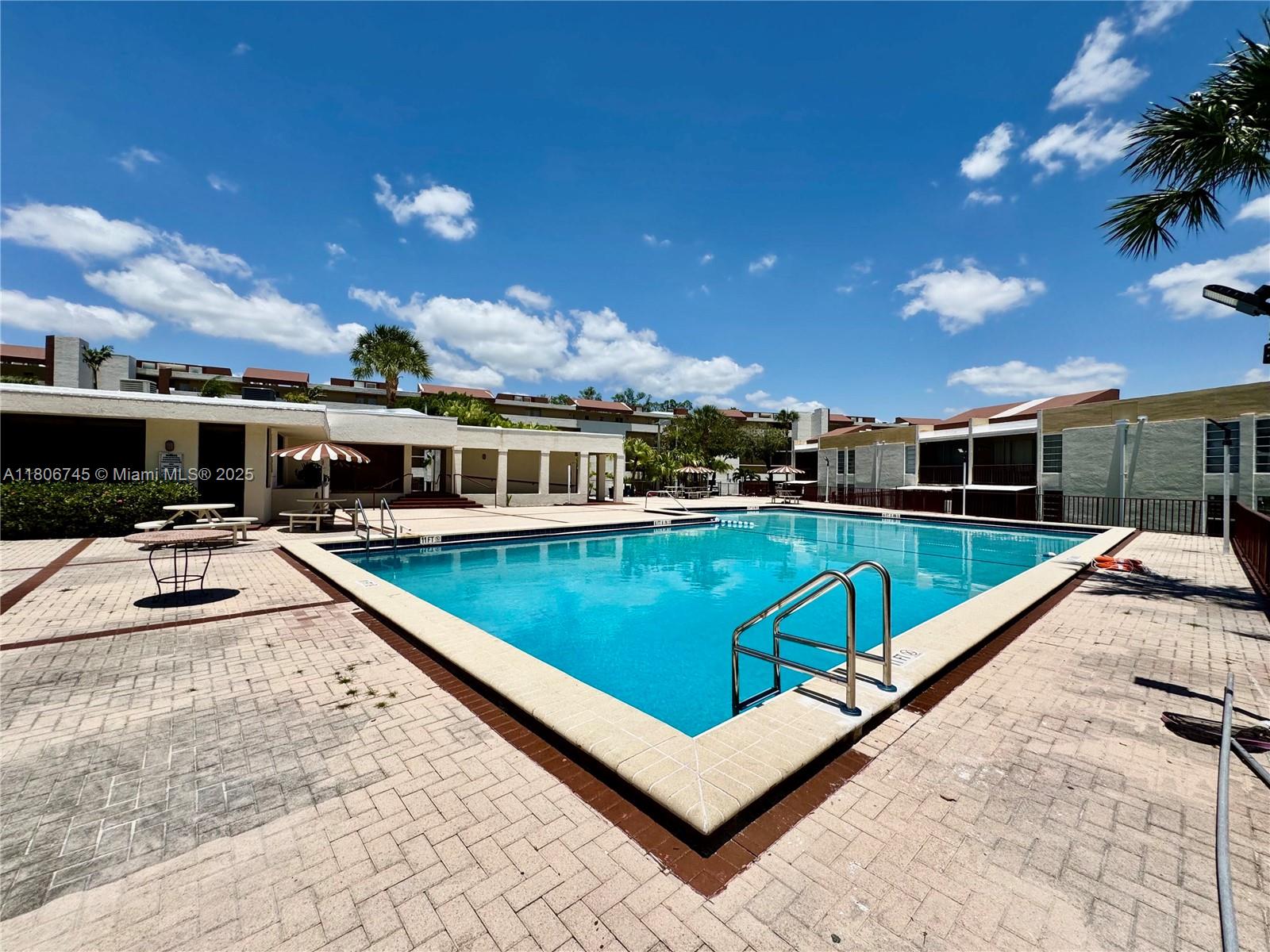 SAN MARCO CONDO - Residential