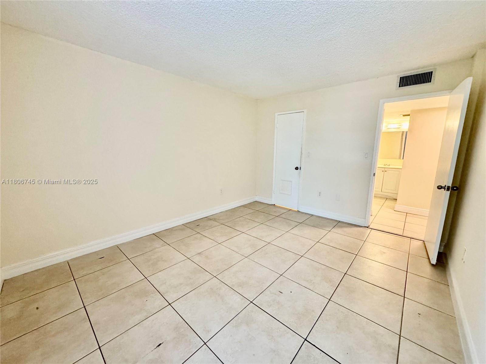 SAN MARCO CONDO - Residential