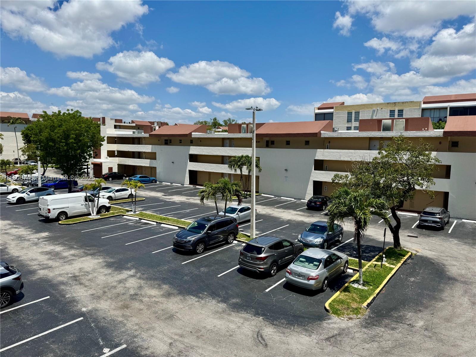 8810 Fontainebleau Blvd 318