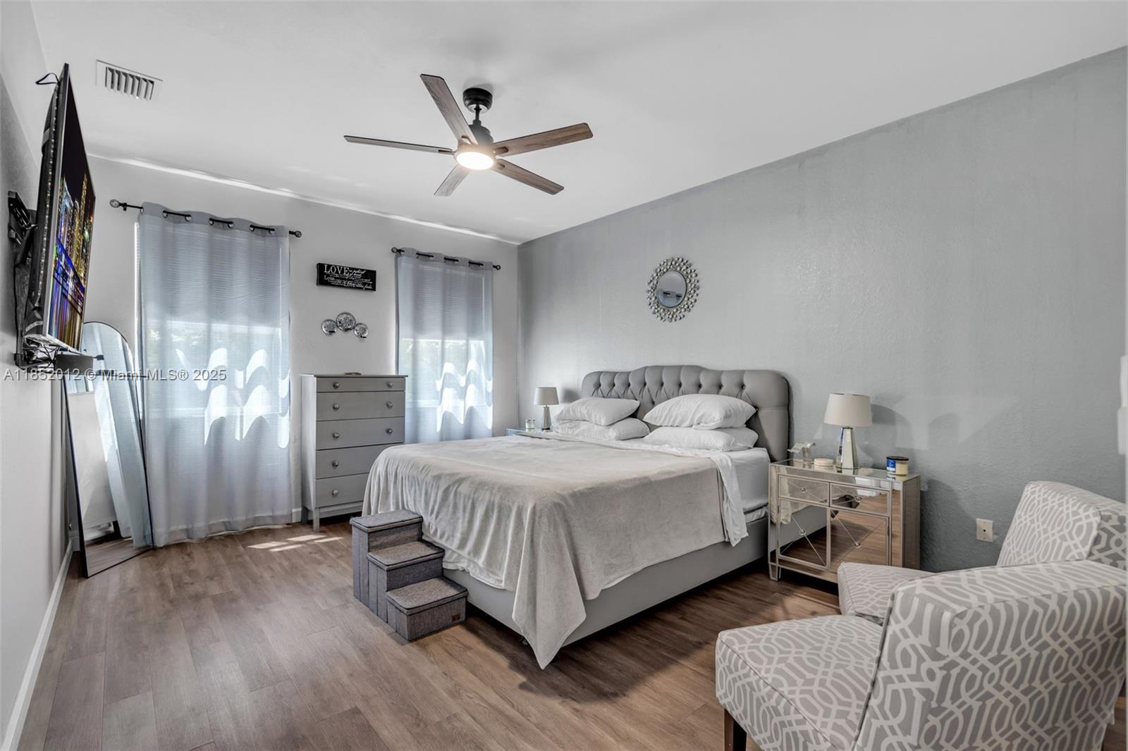 KENDALL COMMONS RESIDENTI - Residential