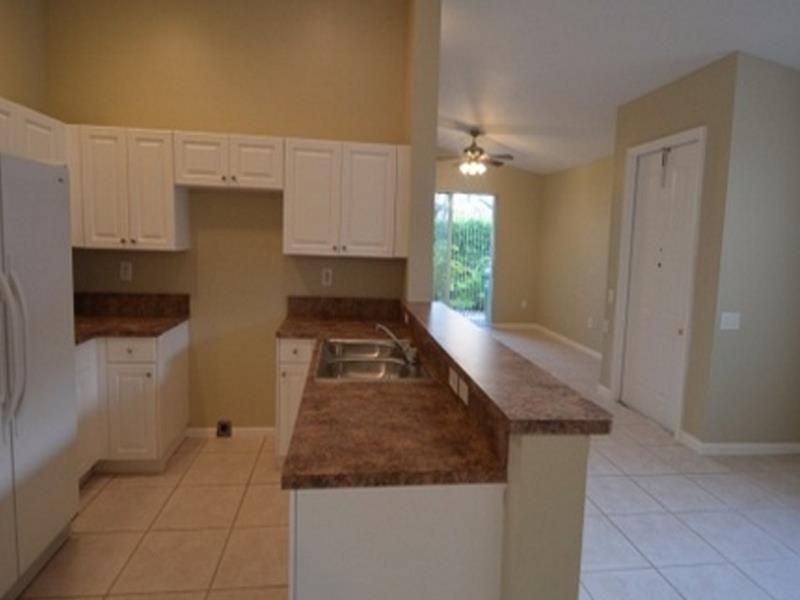 PARCEL D AT SUNSET LAKES - Residential Lease