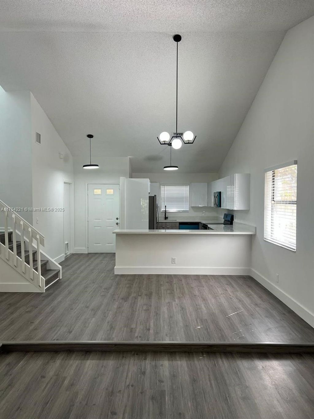 Photo of 109 Azalea Cir #109, Boynton Beach, FL 33436 (MLS # A11754221)