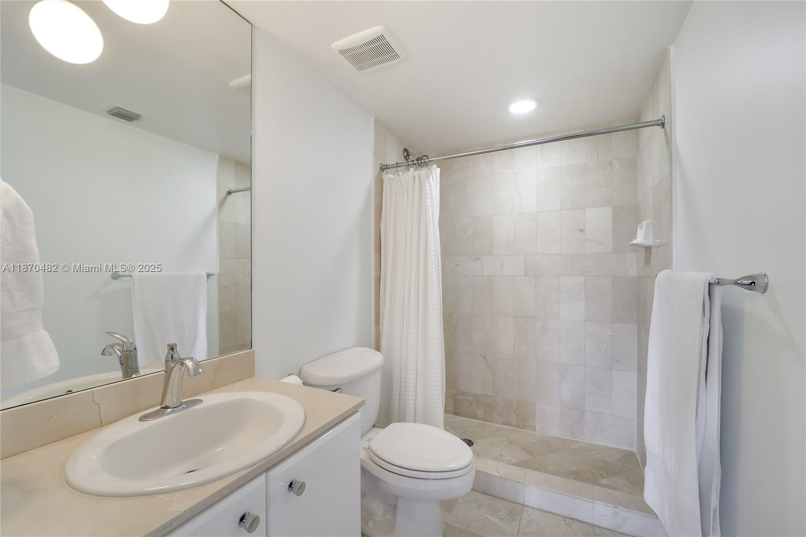 THE AMBASSADORS CONDO - Residential