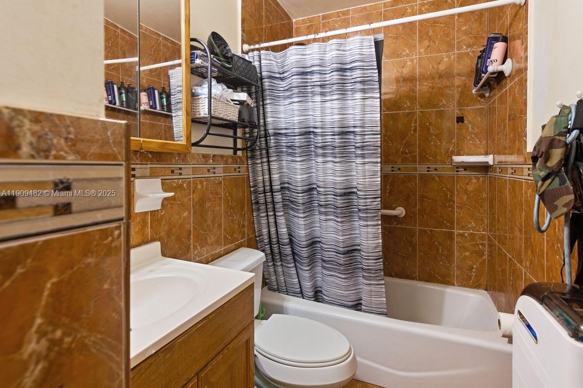 REALSITE ESTATES SEC 1 - Residential