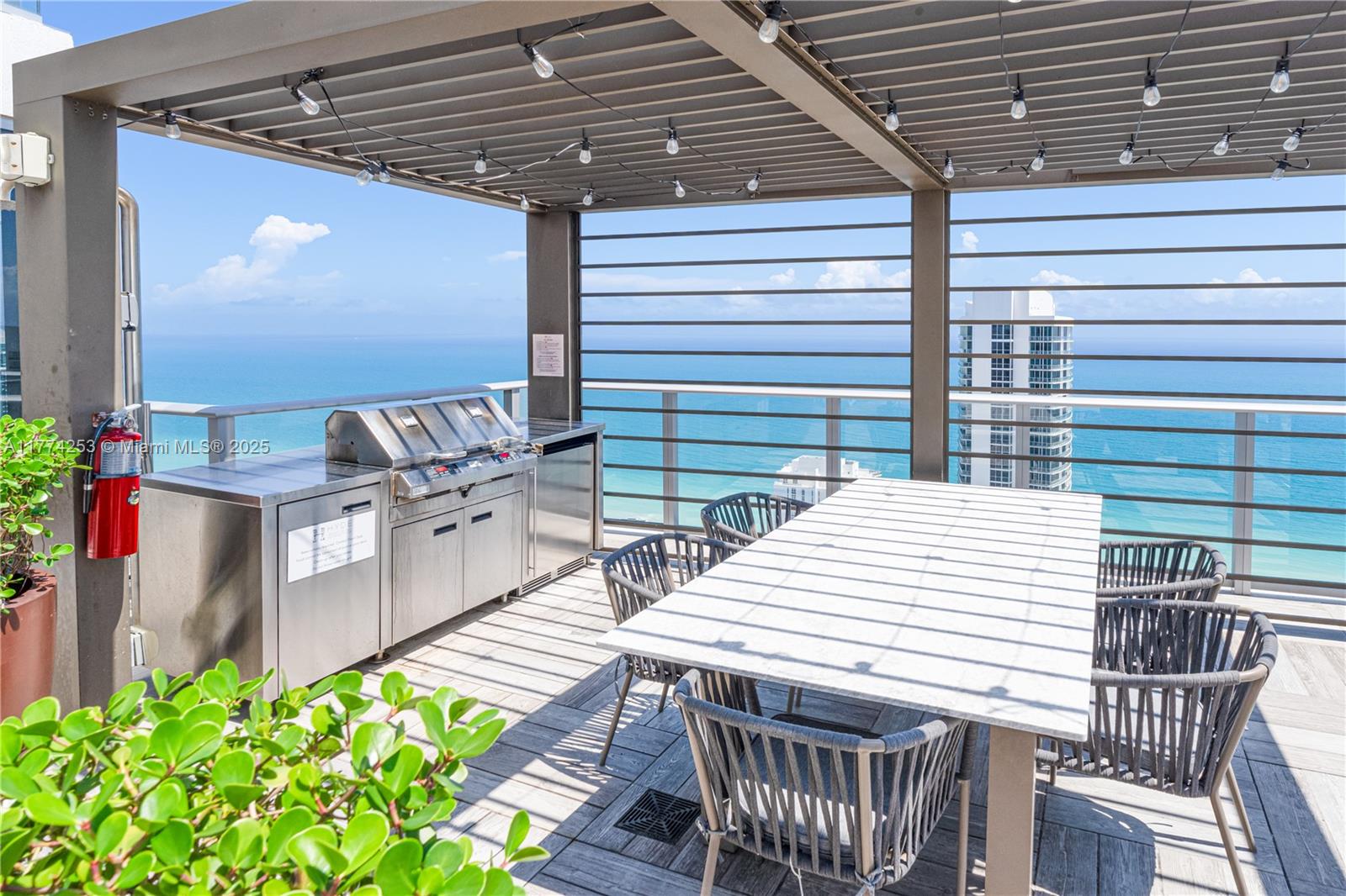 4010 SOUTH OCEAN CONDO - Residential Lease