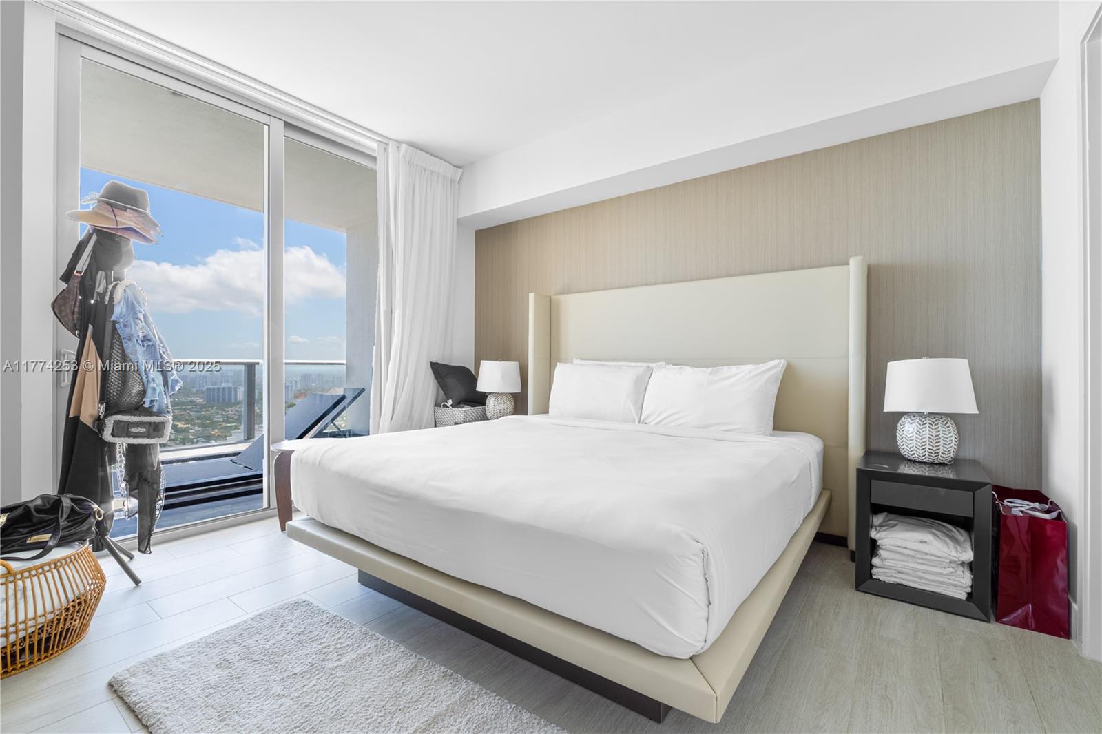 4010 SOUTH OCEAN CONDO - Residential Lease