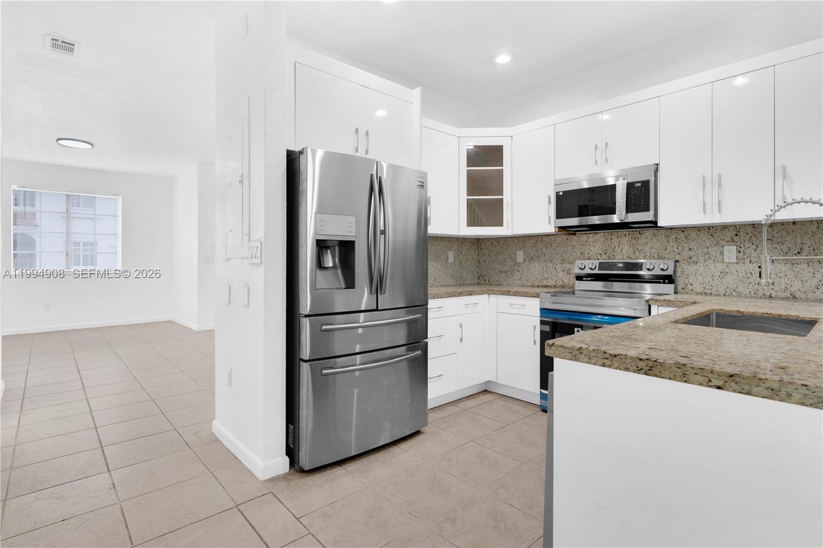 MAJORCA ISLES II CONDO - Residential