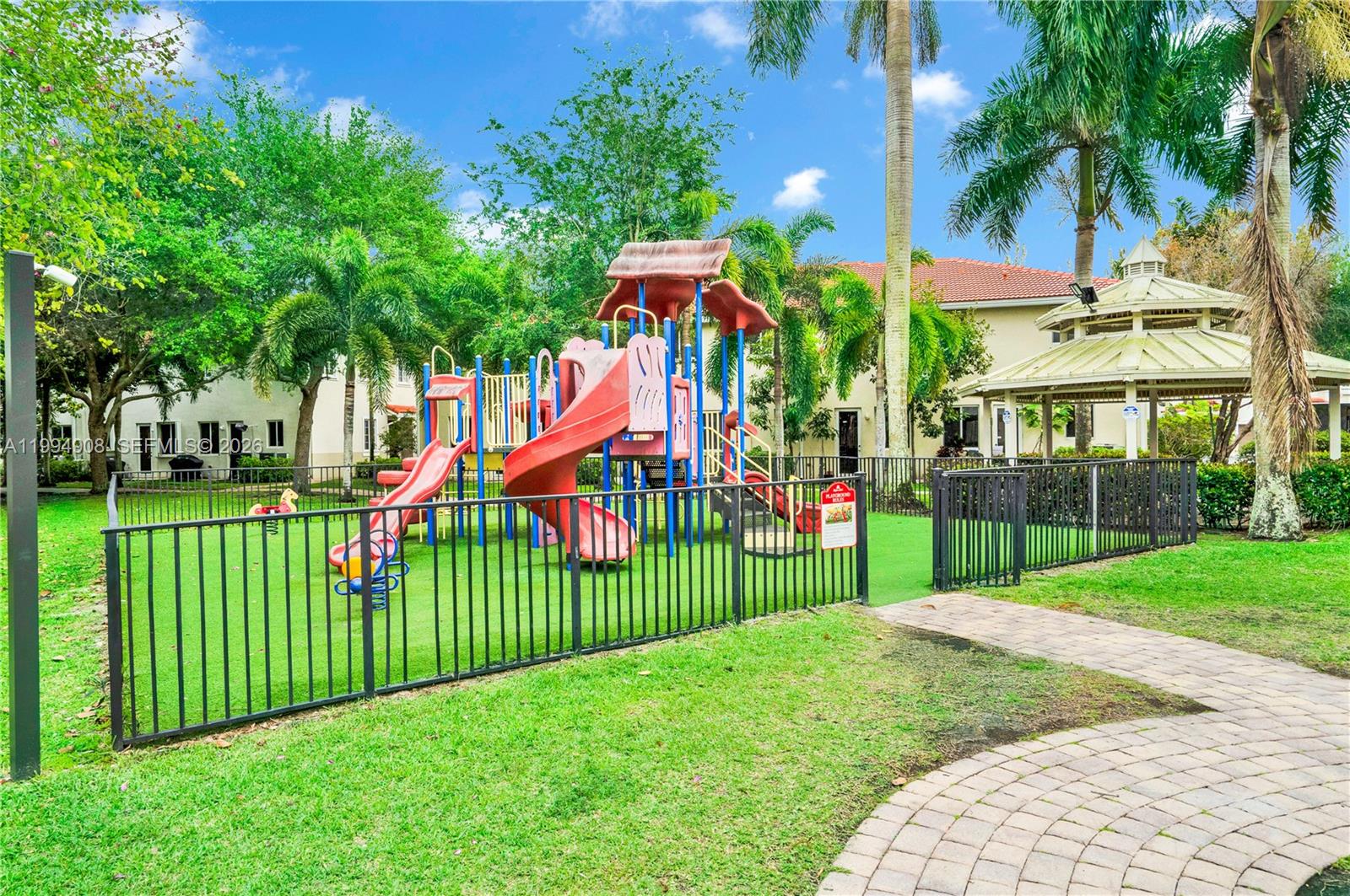 MAJORCA ISLES II CONDO - Residential