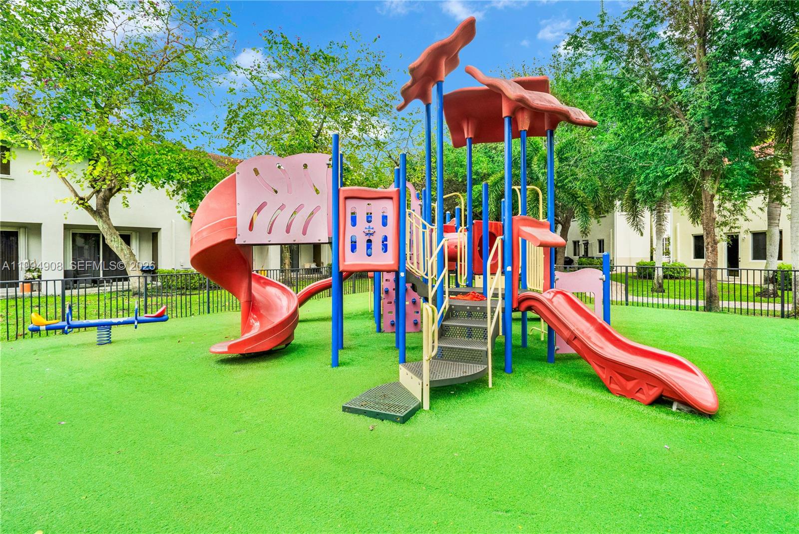 MAJORCA ISLES II CONDO - Residential