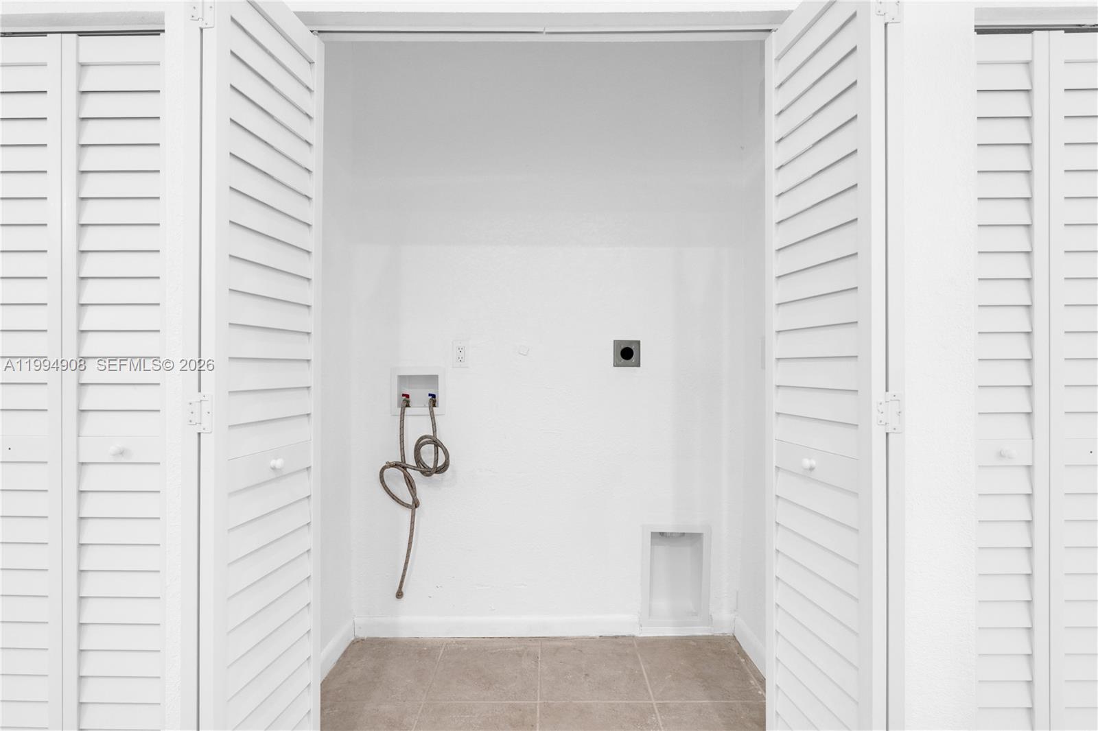 MAJORCA ISLES II CONDO - Residential