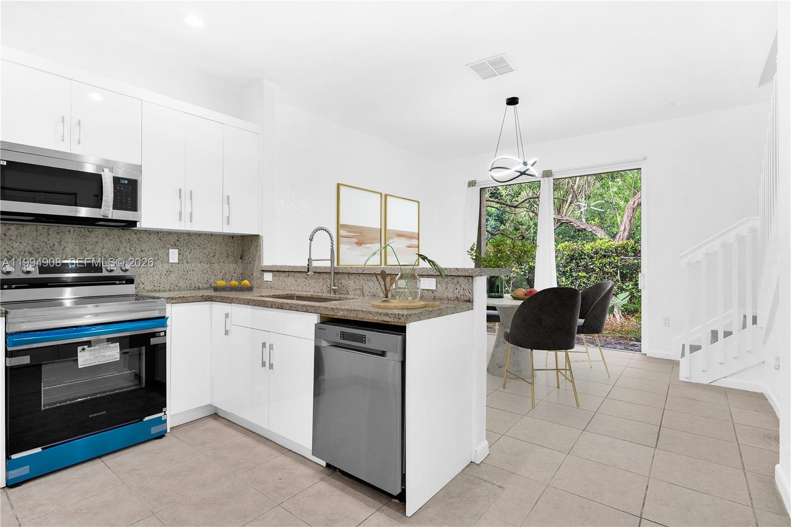 MAJORCA ISLES II CONDO - Residential