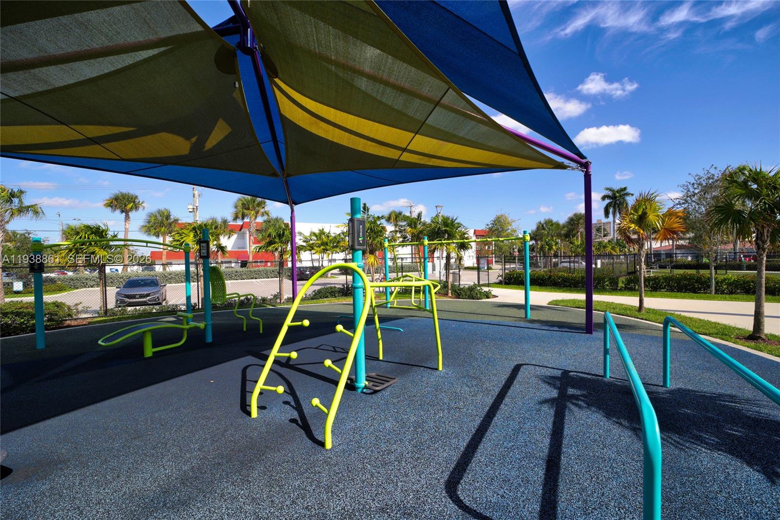 CASA PARADISO NORTH CO-OP - Residential