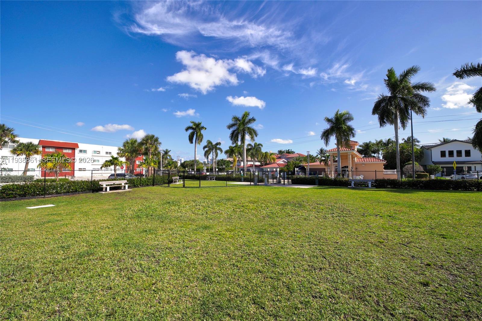 CASA PARADISO NORTH CO-OP - Residential