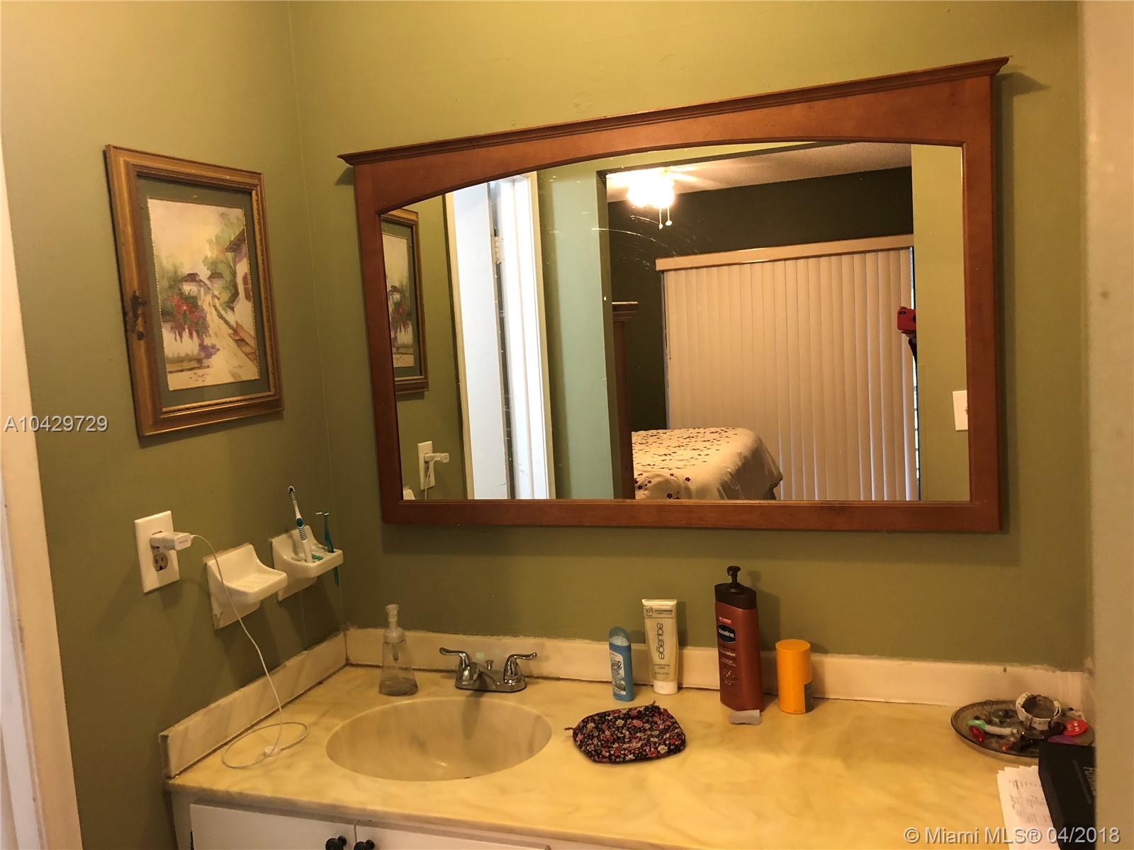 FOREST HILLS SOUTH CONDO - Residential Lease