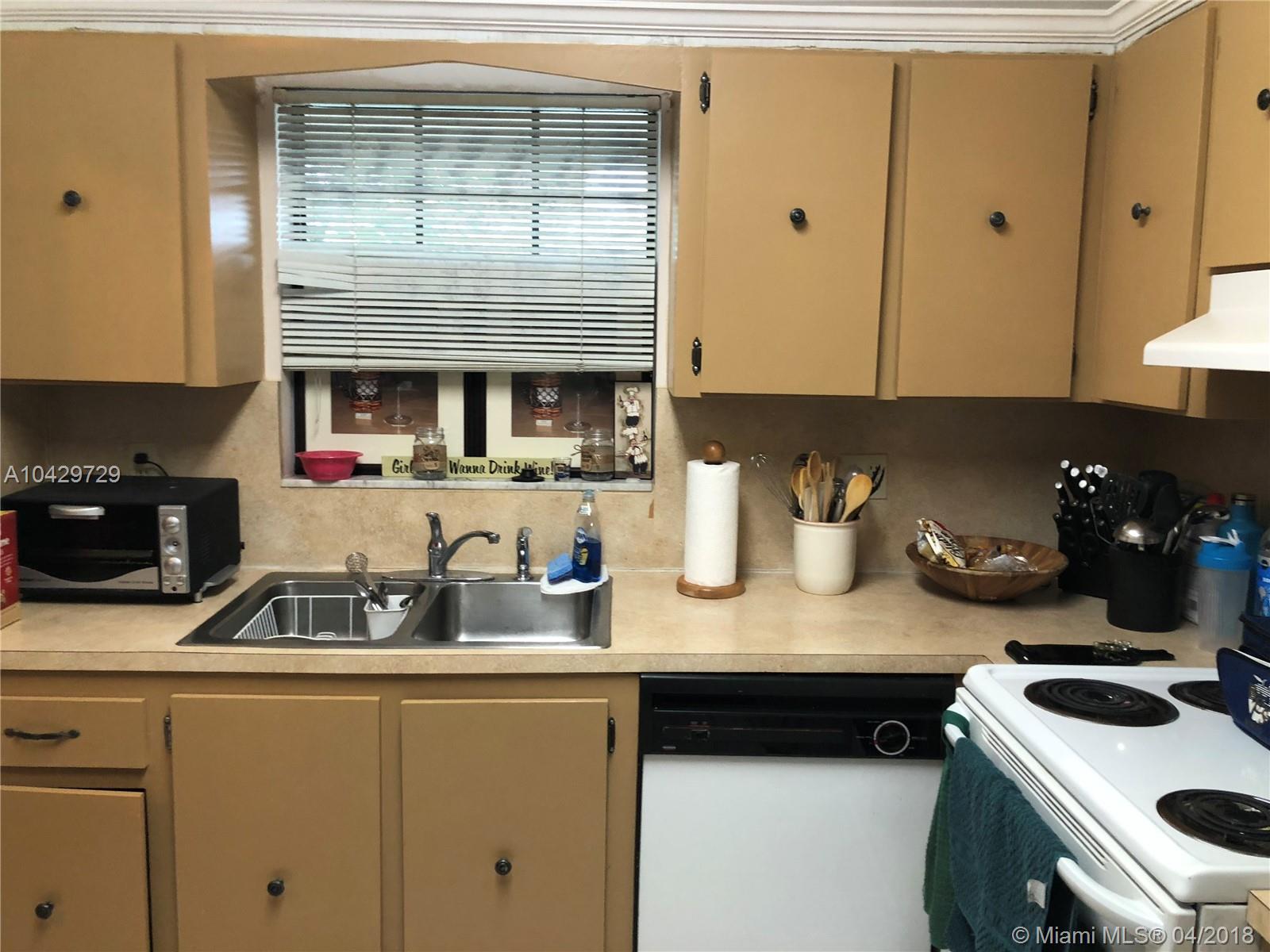 FOREST HILLS SOUTH CONDO - Residential Lease