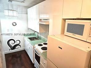MIRADOR 1200 CONDO - Residential Lease