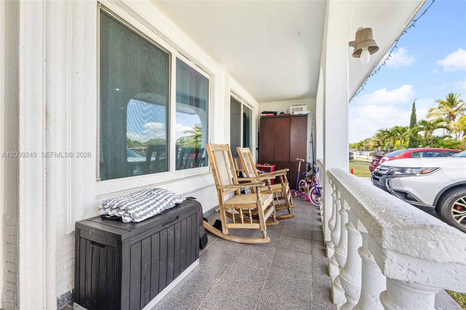 SO MIAMI HEIGHTS MANOR - Residential