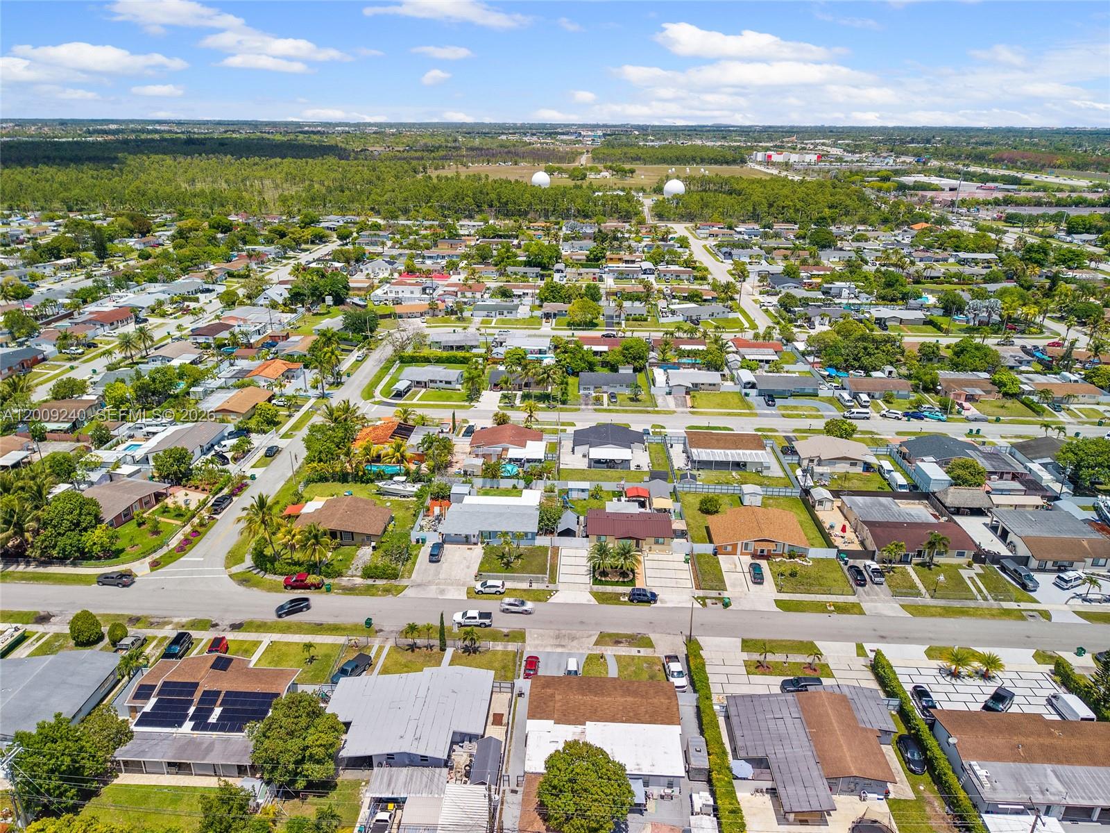 SO MIAMI HEIGHTS MANOR - Residential