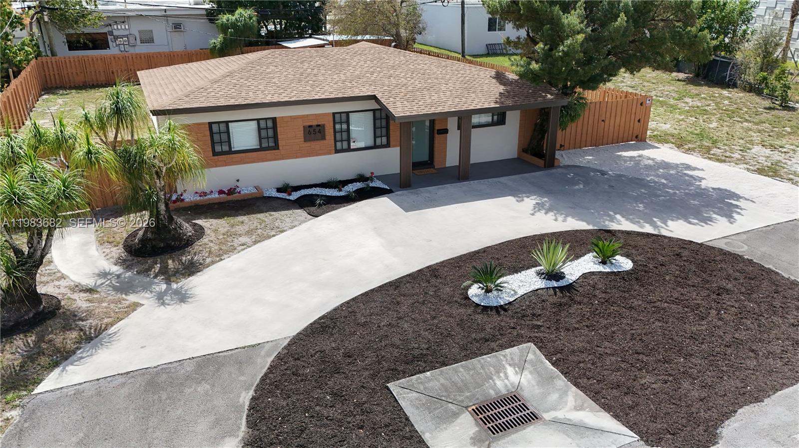 NORTH ANDREWS GARDENS - Residential