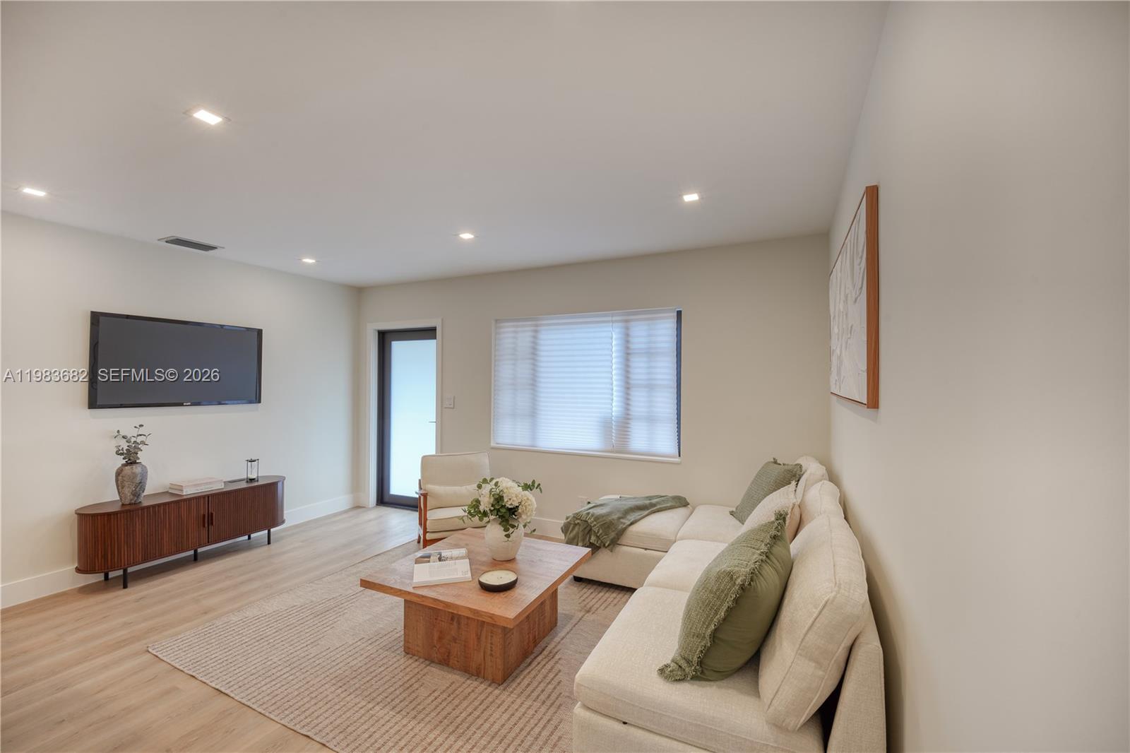 NORTH ANDREWS GARDENS - Residential