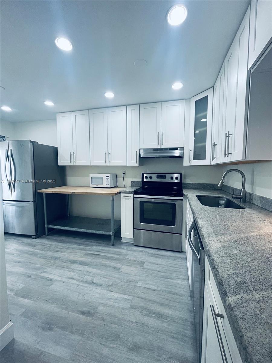 AZURE LAKE CONDO - Residential