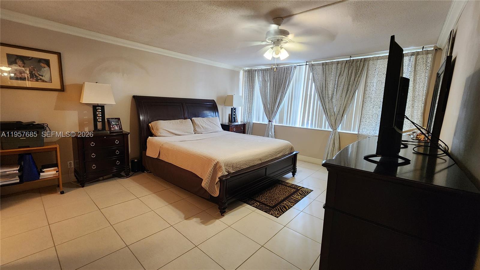 IMPERIAL TOWERS CONDO - Residential