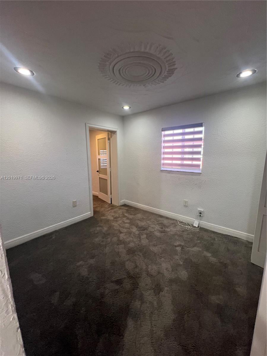 LAKEWOOD ESTS - Residential