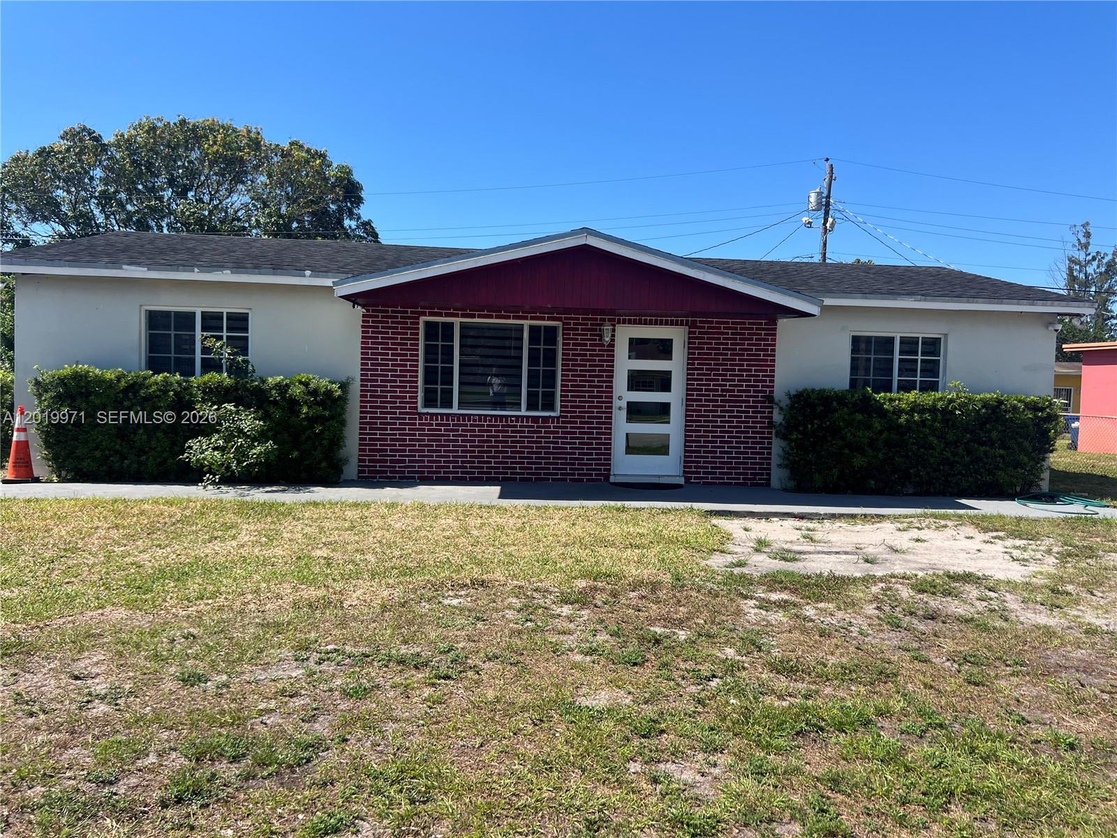 LAKEWOOD ESTS - Residential