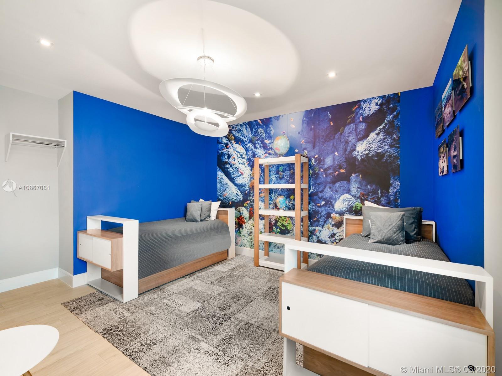 OCEAN HOUSE CONDO - Residential